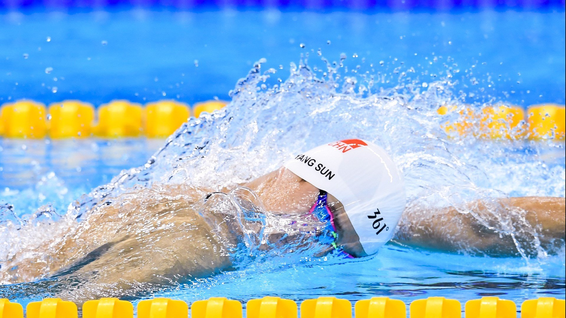 球迷呼吁加强大学篮球联赛与职业联赛衔接